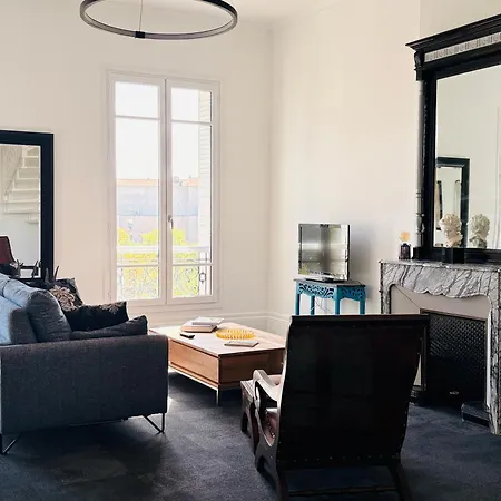 L'élégance Valentinoise - 110m2 - Hypercentre Apartamento *